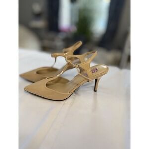 Dolce by Mojo Moxy Beige Patent Leather Ankle Strap Heels Pointed Toe Buckle